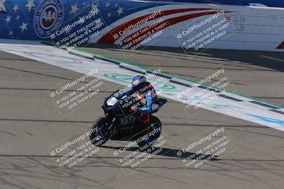 media/Aug-26-2022-Fastrack Riders (Fri) [[055e3b3c9d]]/level 2/Session 1 Start Finish/